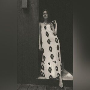 Zara Printed Asymmetric Dress in Ecru / Blue - size XXL *NWT*